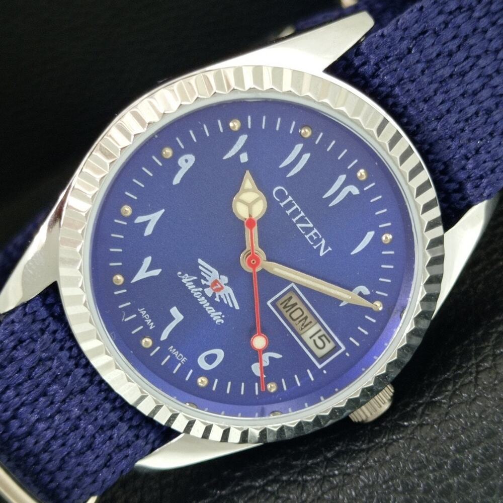 Vintage 1979 Citizen Automatic Mens Silver Watch W/daydate & Blue accents